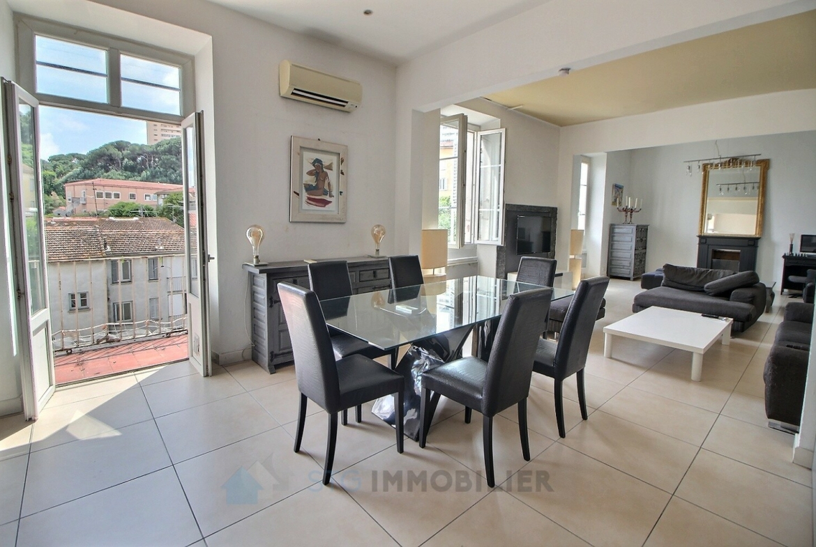 séjour appartement f5 centre ville ajaccio