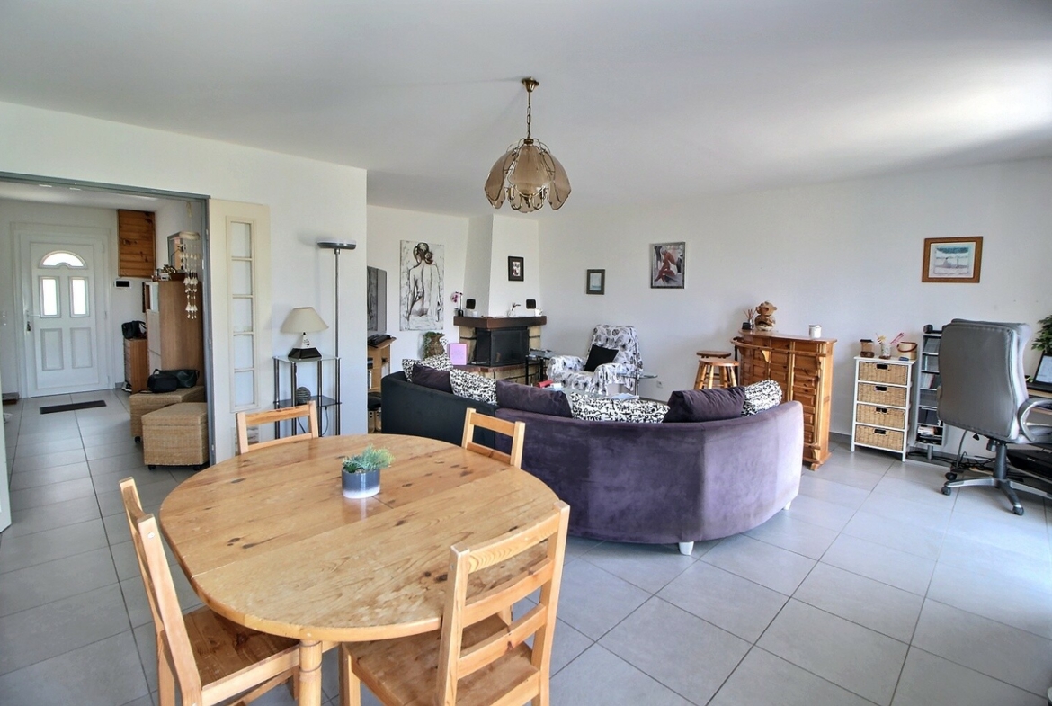exposio_0_living_room_132553931