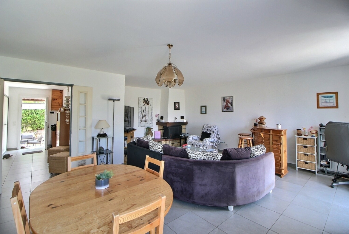 exposio_0_living_room_132553939