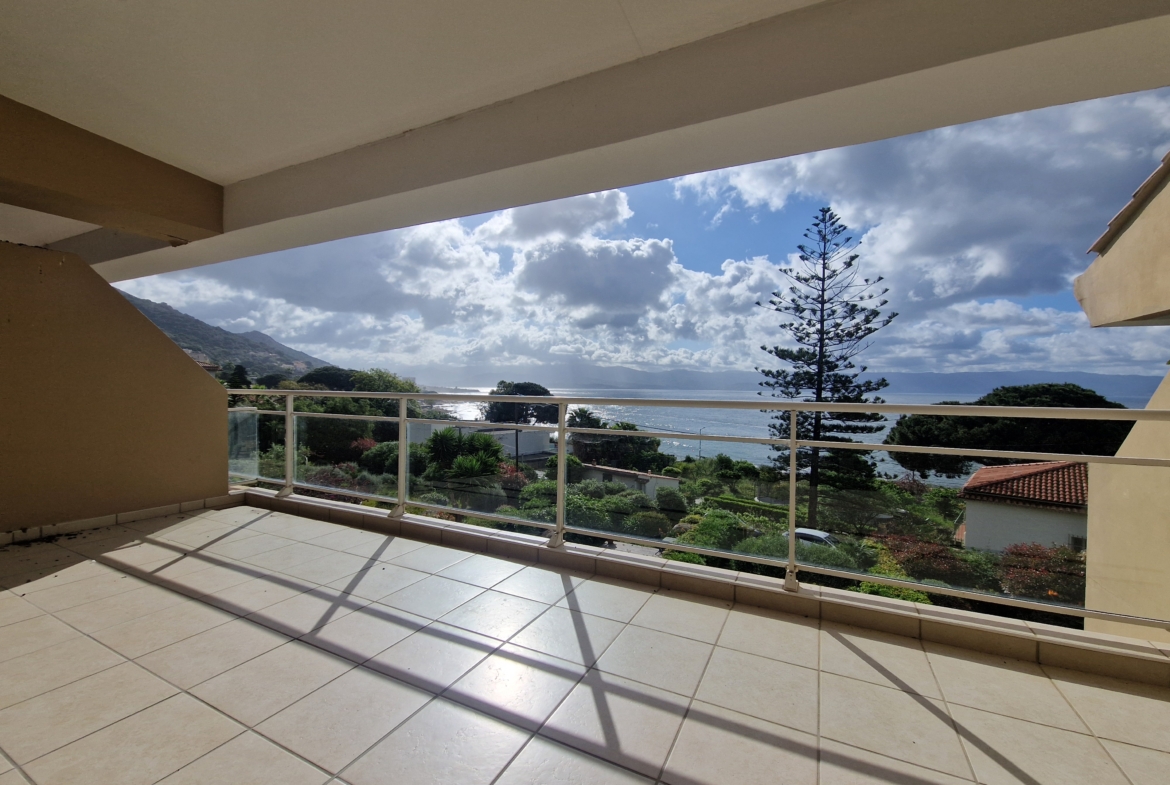 Appartement f5 terrasse vue mer barbicaja