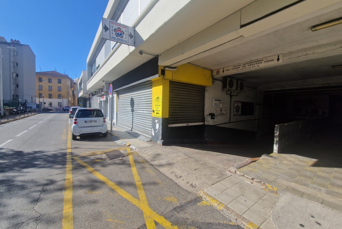 vente local commercial ajaccio