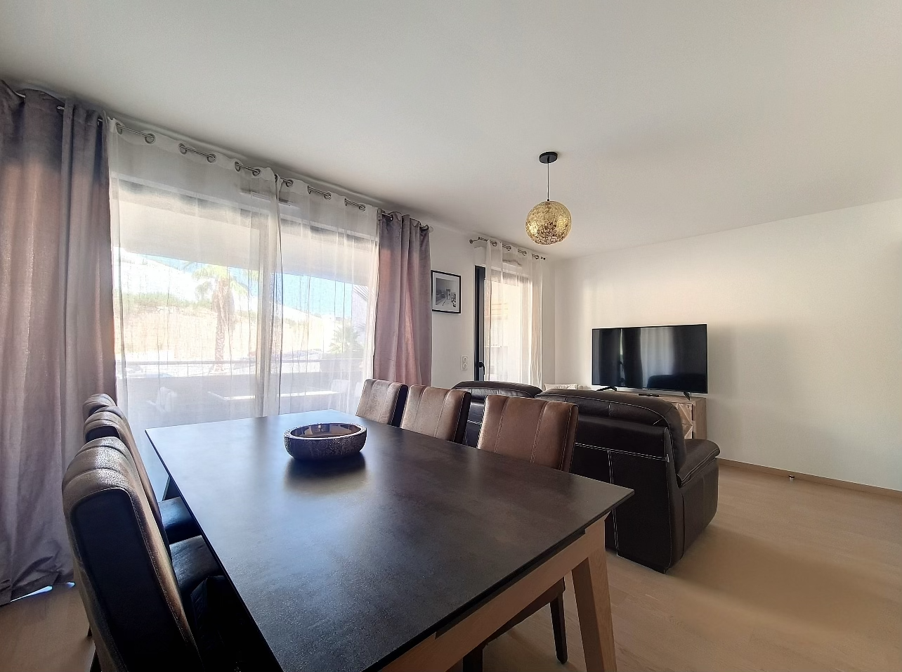 original-5C10CDDA-4BF4-4669-A606-7CEF7D001B6D