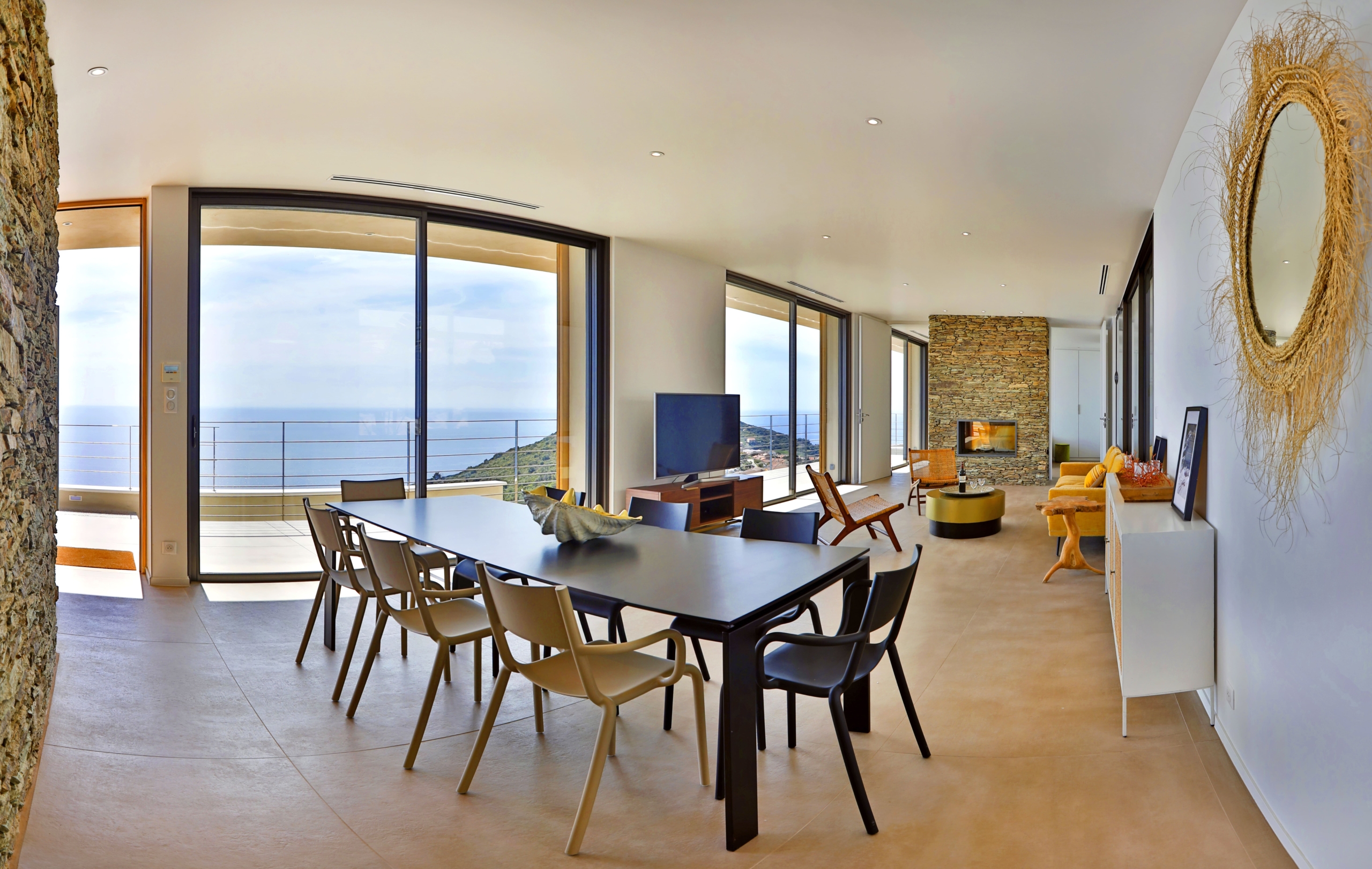 50_19.04_VILLA_CARGESE