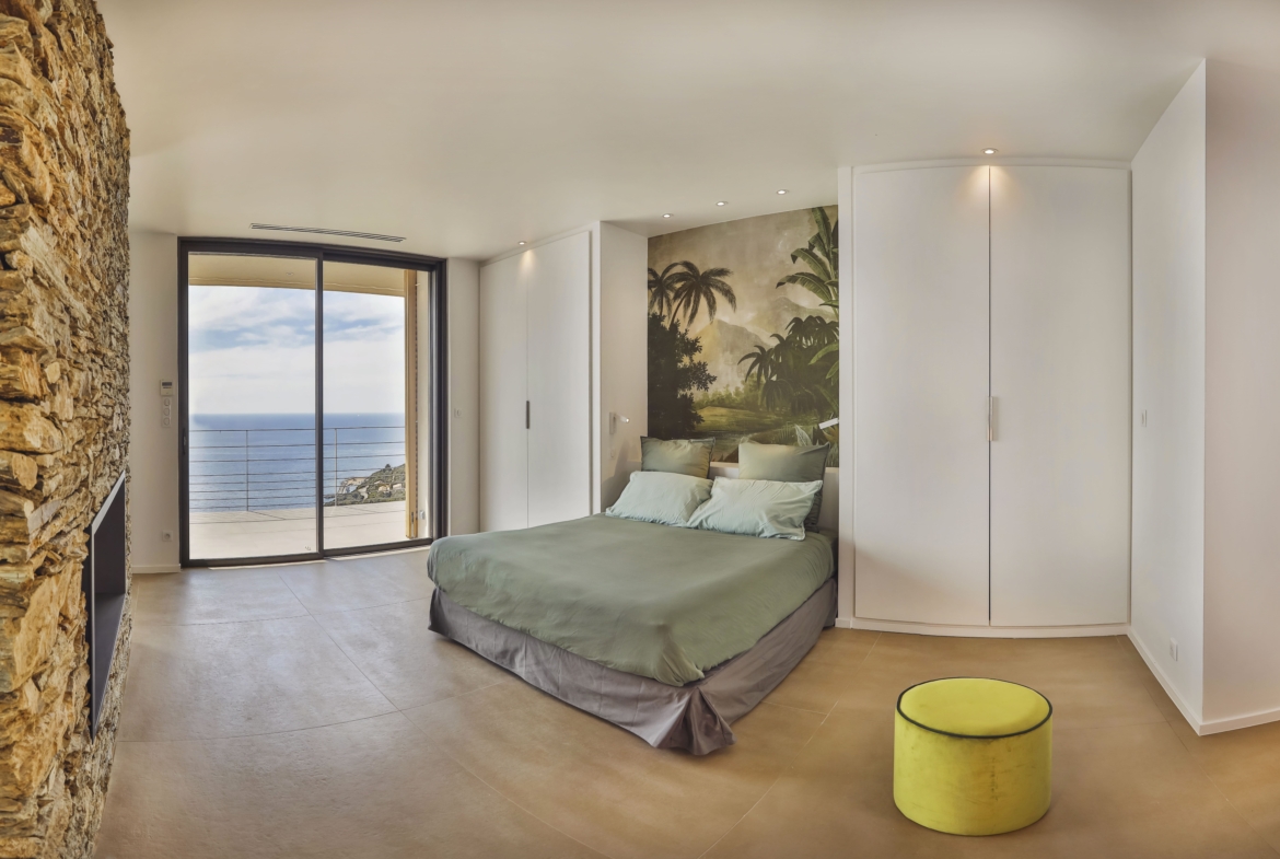 60_19.04_VILLA_CARGESE