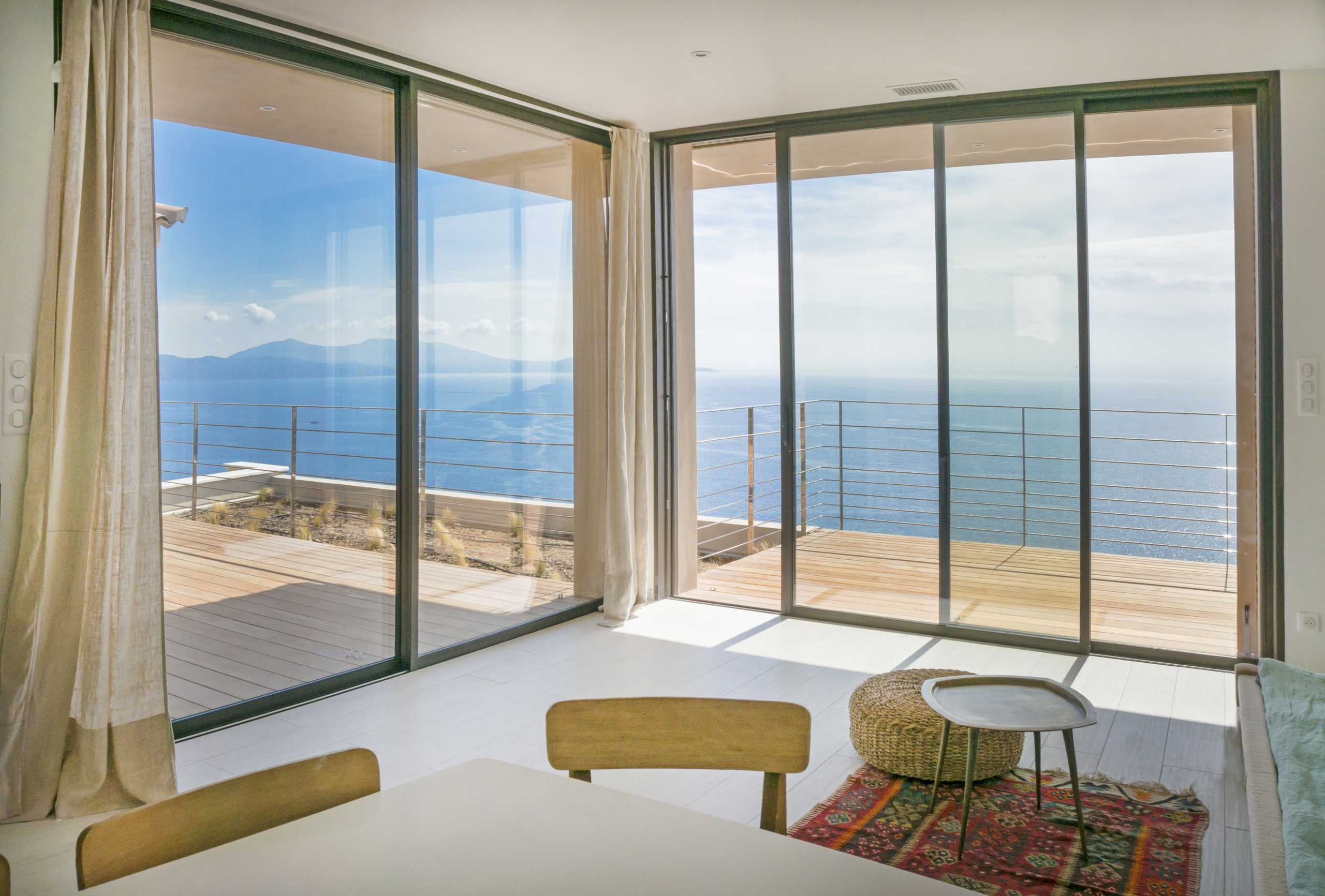 79_19.04_VILLA_CARGESE