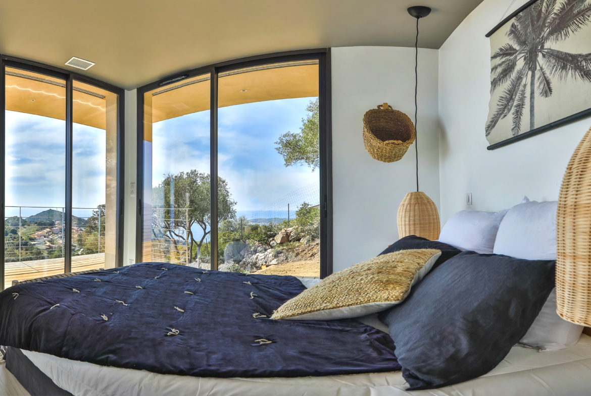 86_19.04_VILLA_CARGESE