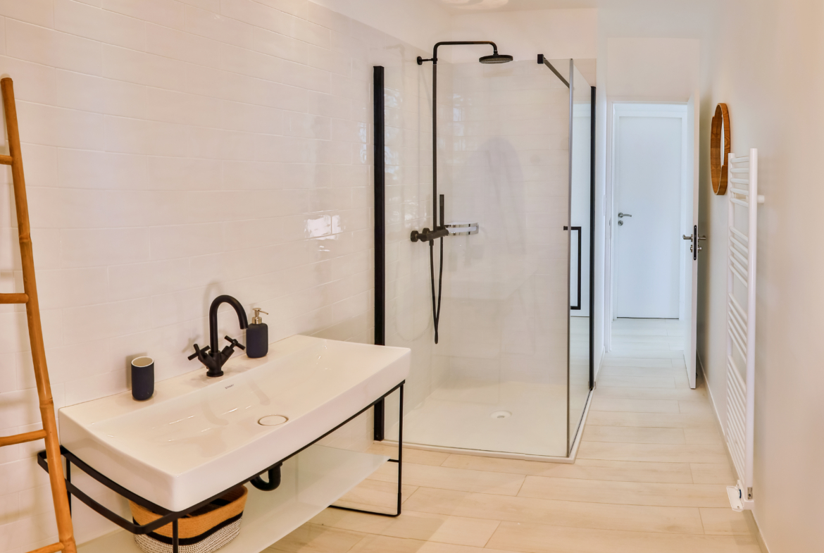 90_19.04_VILLA_CARGESE