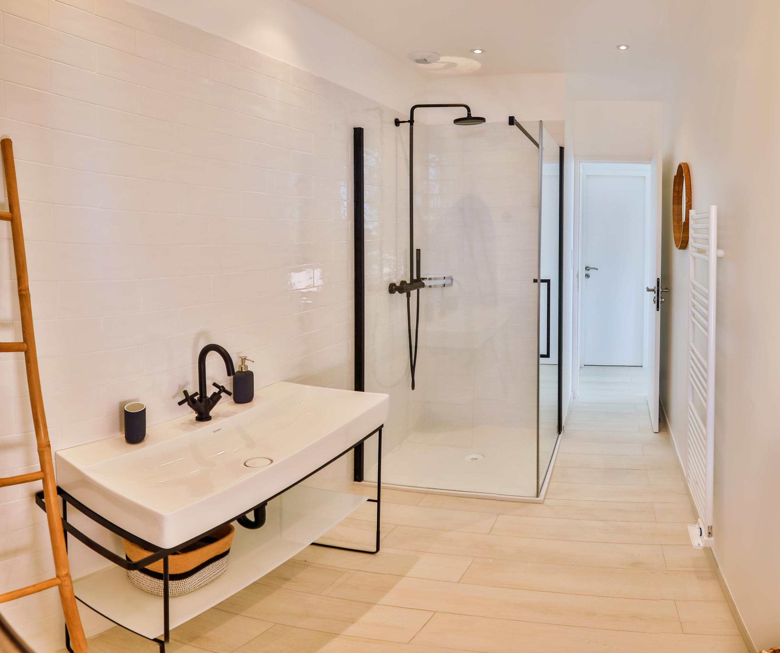 90_19.04_VILLA_CARGESE