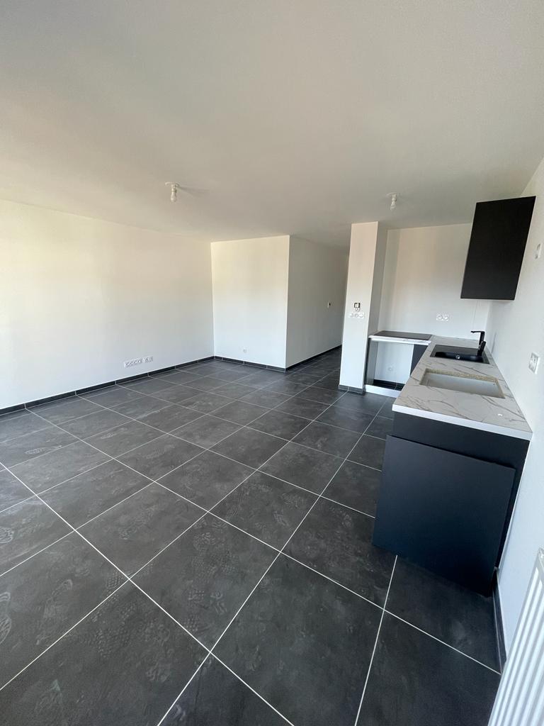 83565896-d34d-46b0-a1c4-c717569f5084