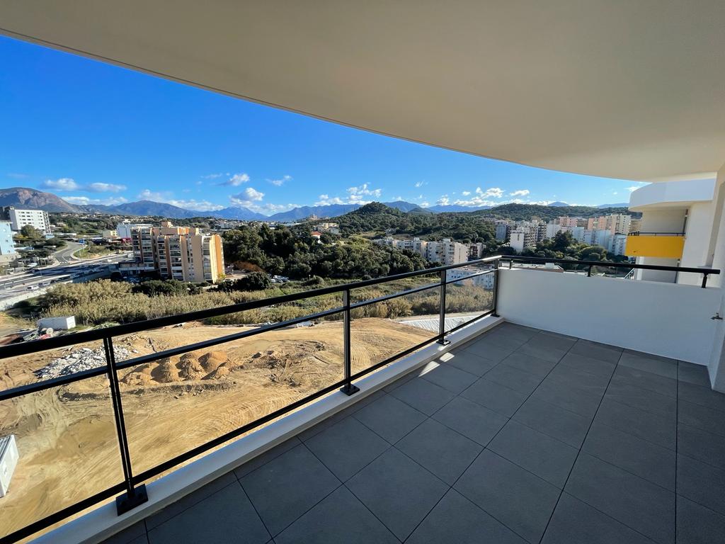 e4ab467b-77bf-4b73-ad50-db6137e76c5b