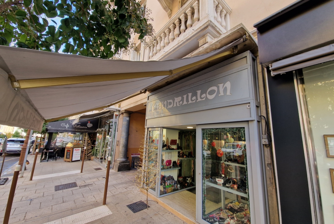 a vendre droit au bail local commercial centre ville ajaccio cours napoléon