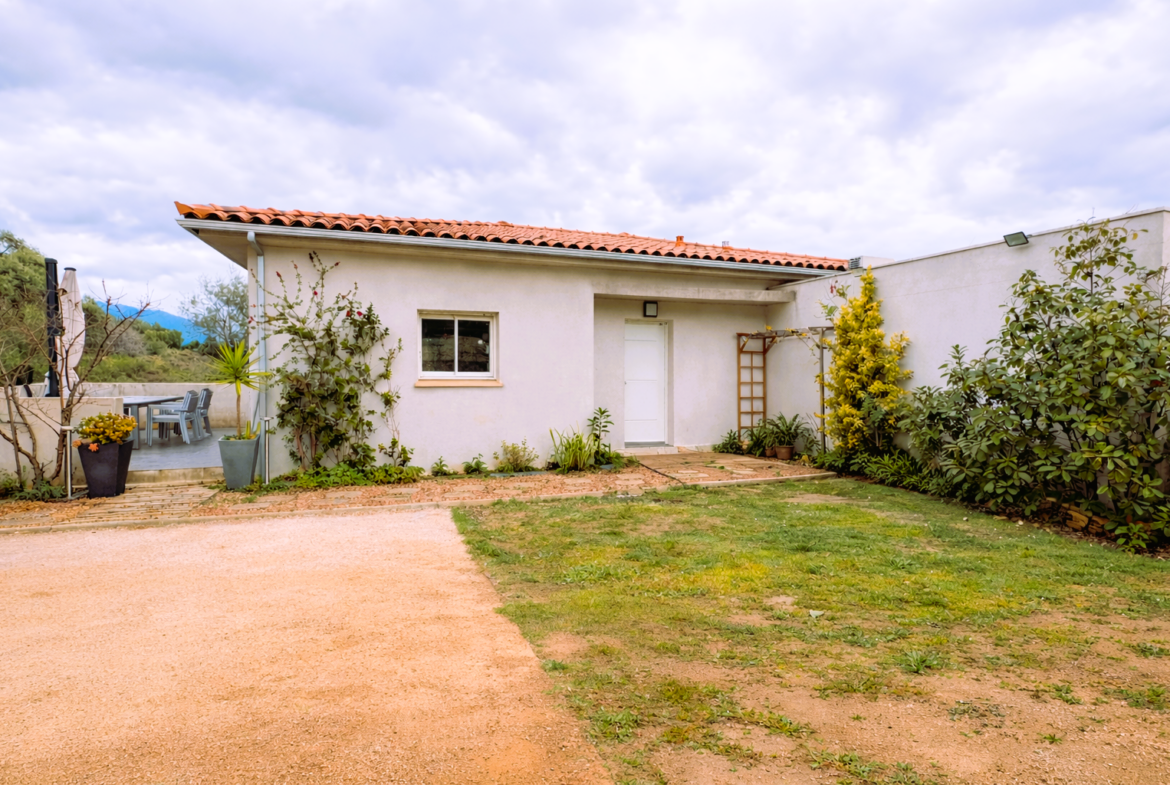 STG-Immobilier-Cinarca_Appartement_Trova_Entrée