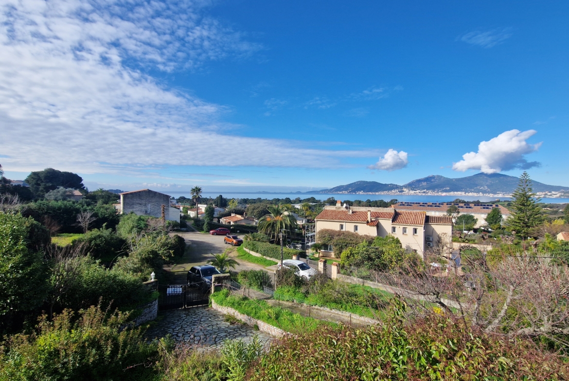 a vendre maison rive sud d'ajaccio