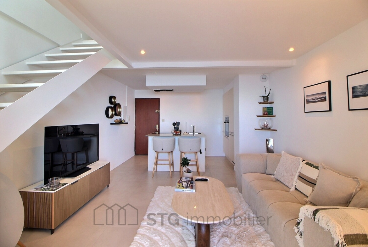 séjour cuisine équipée