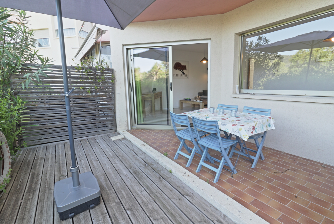Appartement avec terrasse a sagone