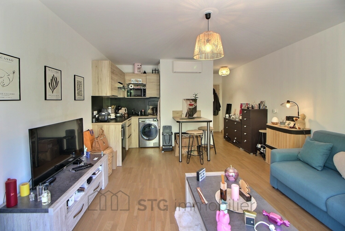 séjour studio à vendre ajaccio
