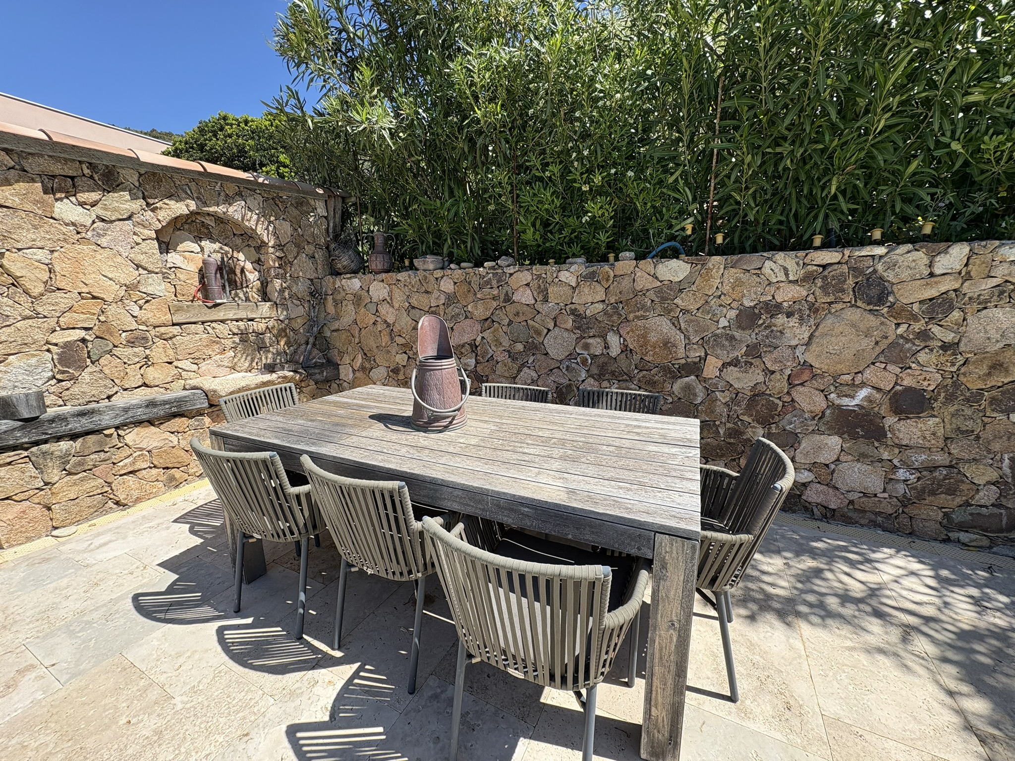 Acheter villa avec piscine en corse