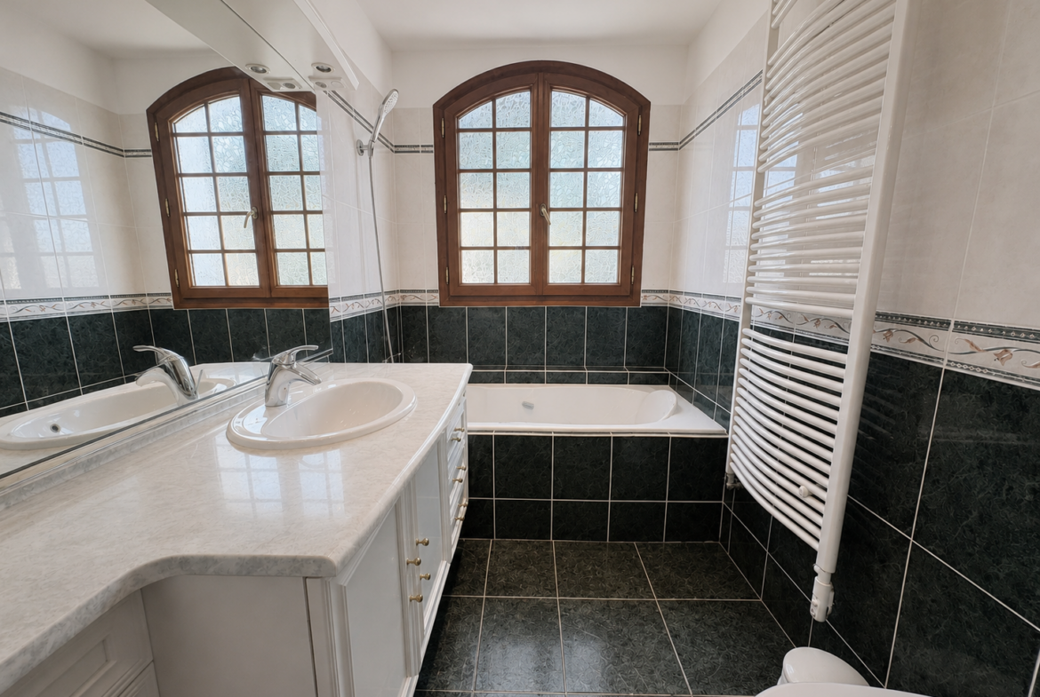 Villa avec piscine