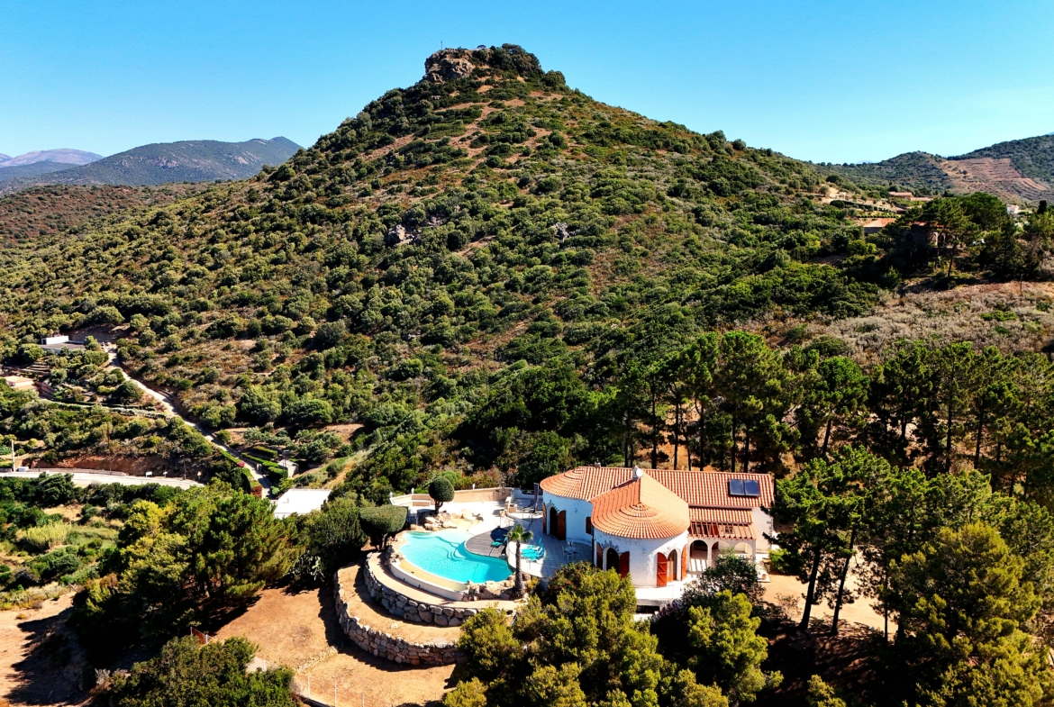 Villa vue mer proche ajaccio