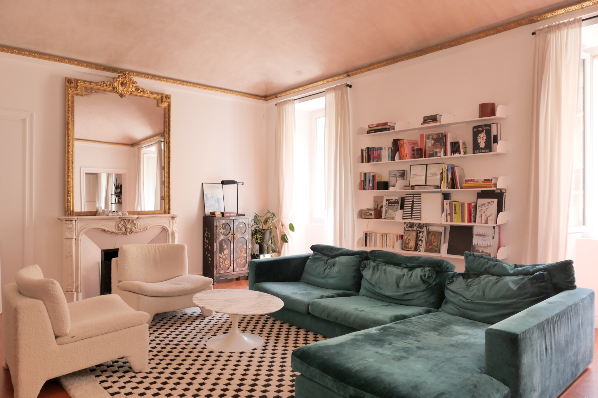 photo_3b80a6825c005d7858801084df58e6d4-88510-0.jpg EXCLUSIVITÉ – VENTE T3 HYPER CENTRE AJACCIO