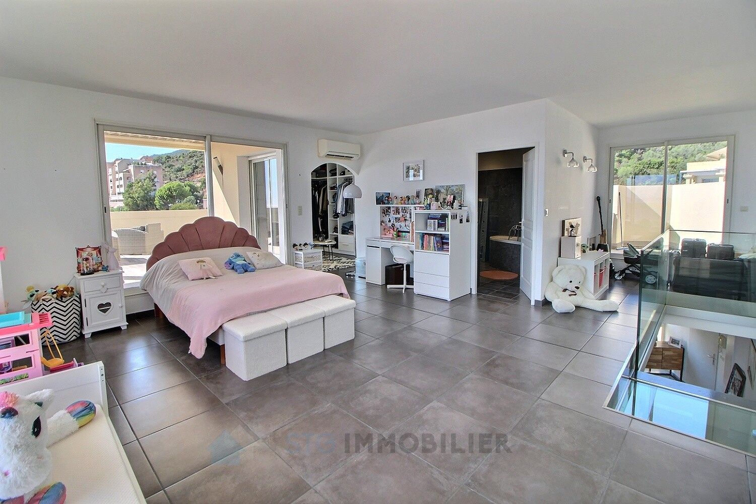 F4 duplex toit terrasse route des sanguinaires