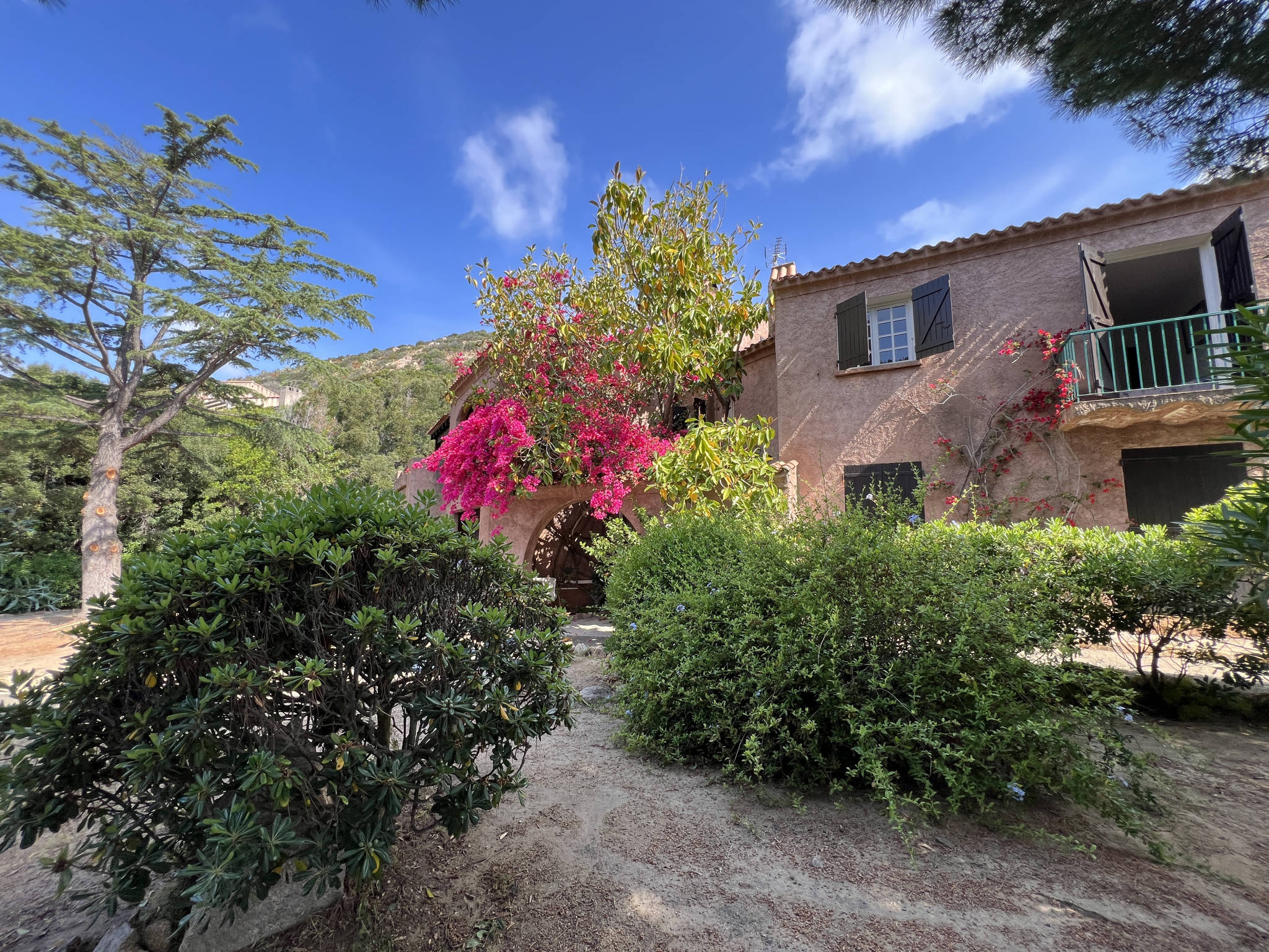 Rare ! Villa F5 + F3 à vendre route des Sanguinaires