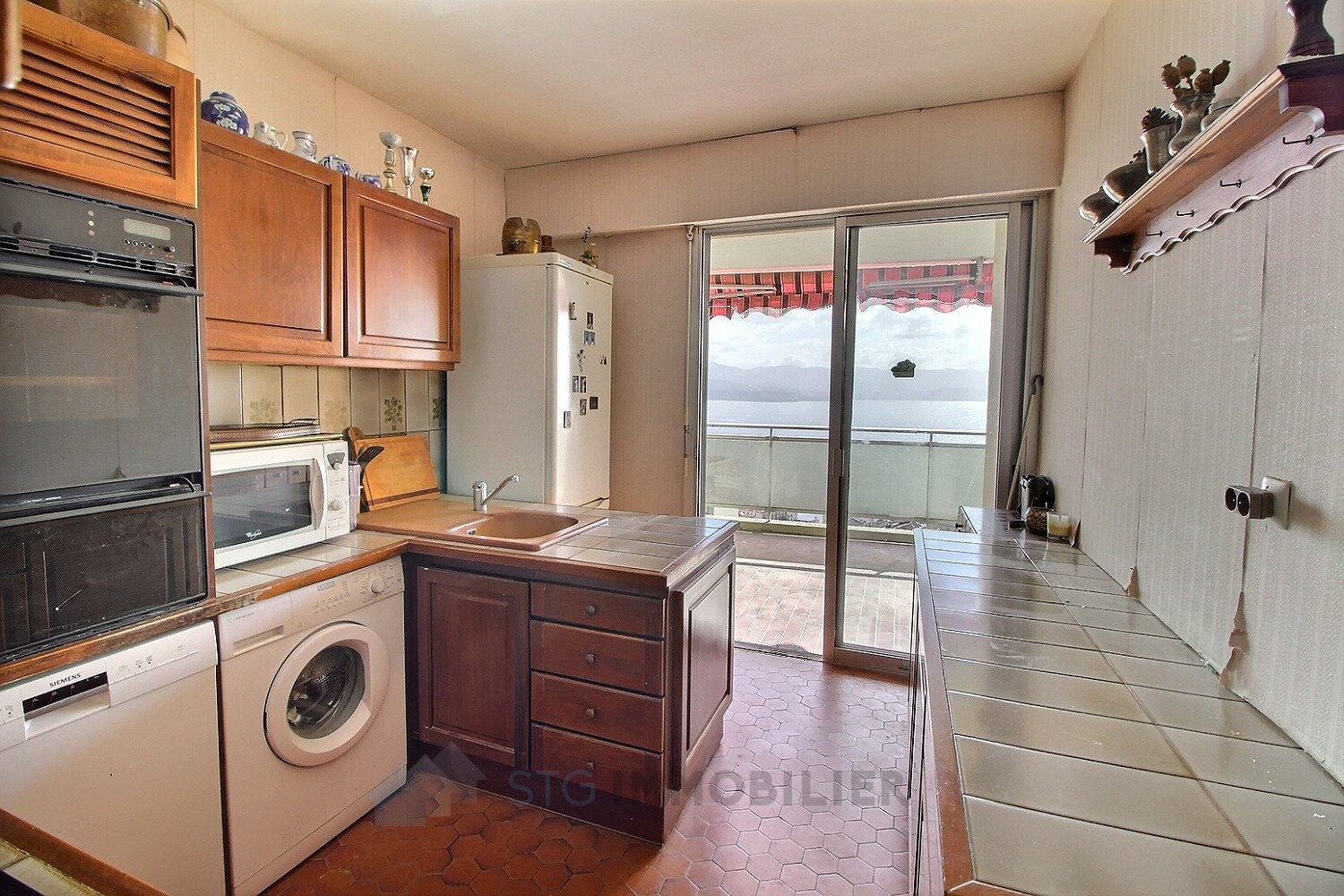 Exclusivité vente appartement F3/4 dernier étage Ajaccio Bal