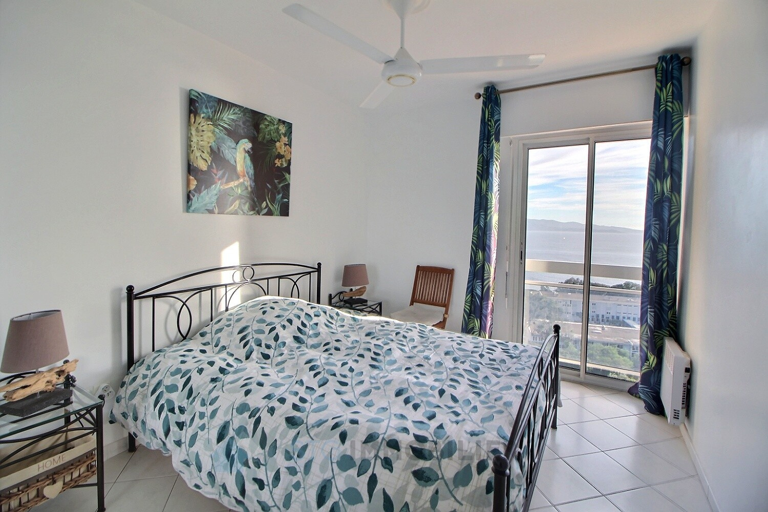 Exclusivité vente appartement F2 route des sanguinaires Ajac