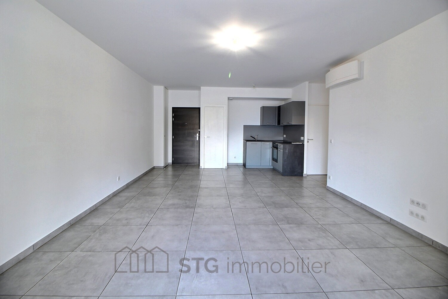 Exclusivité vente apppartement f2 parc impérial