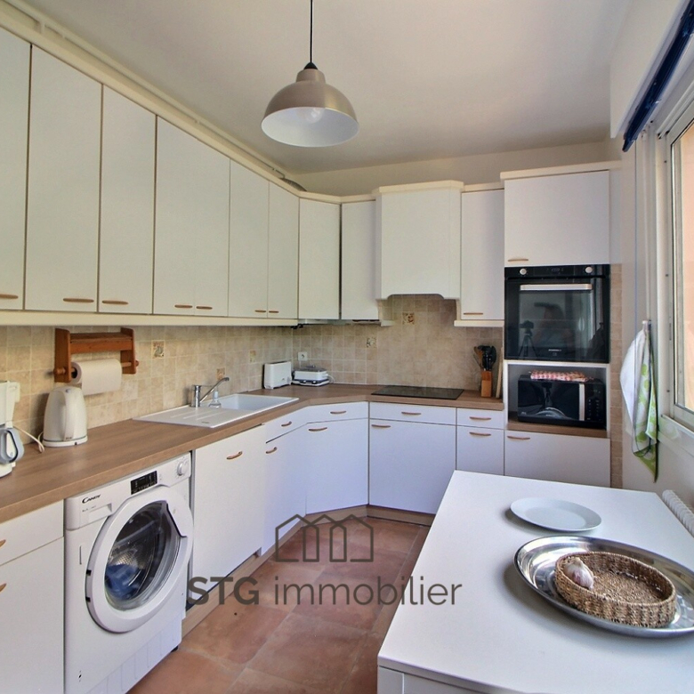 780