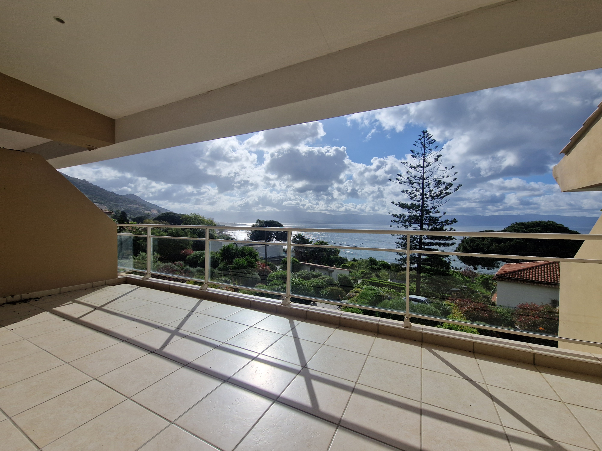 photo_0d56c63a13bf0a72a207e25c5f0aaea2-119154-0.jpg duplex sanguinaires vue mer