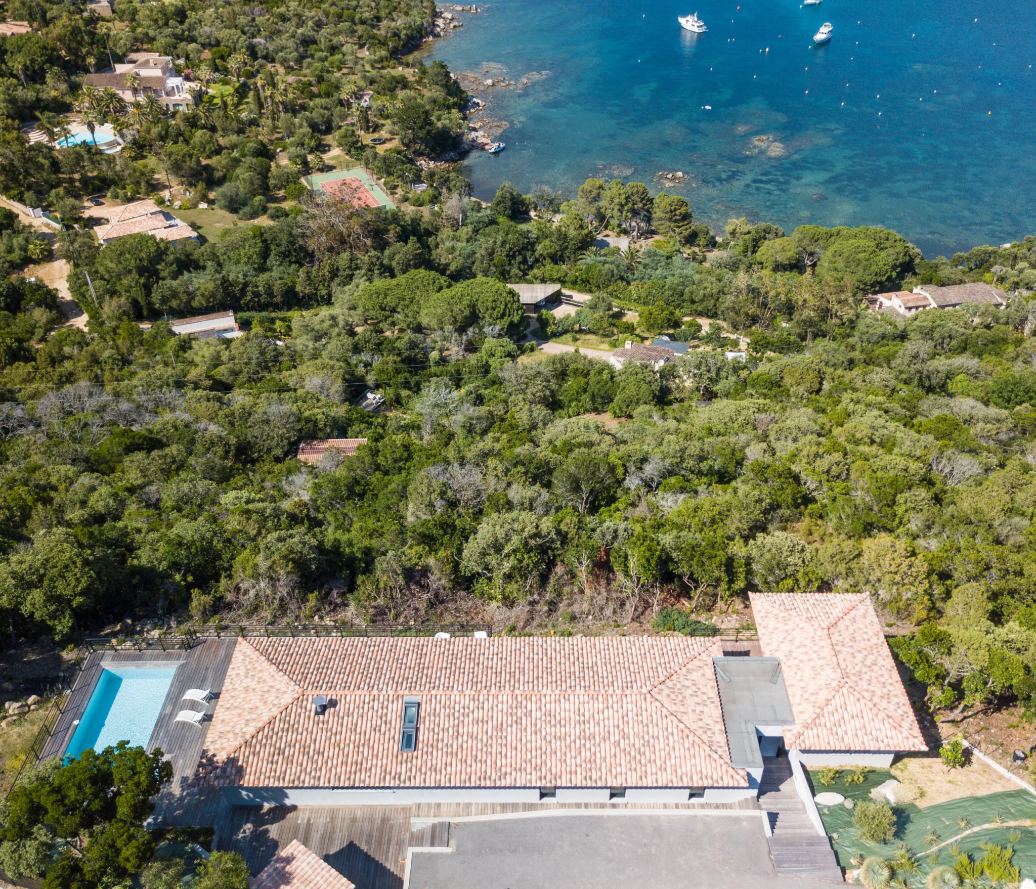 Villa de vacances à louer à Coti-Chiavari, piscine et vue mer – STG Immobilier