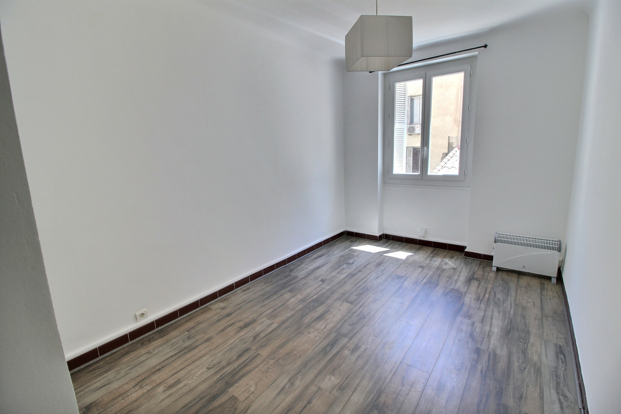 Location appartement 3 pièces Avenue Beverini Vico à Ajacc