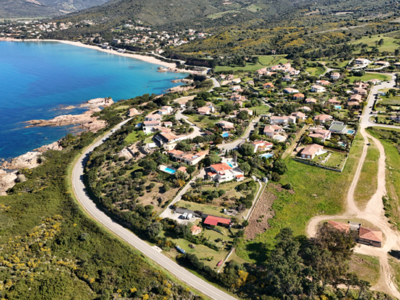 Villa à vendre à Sagone, vue mer, proche plage – STG Immobilier