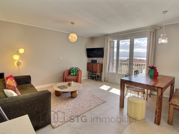 Appartement T3 avec terrasse à vendre à Ajaccio, Biancarello – STG Immobilier