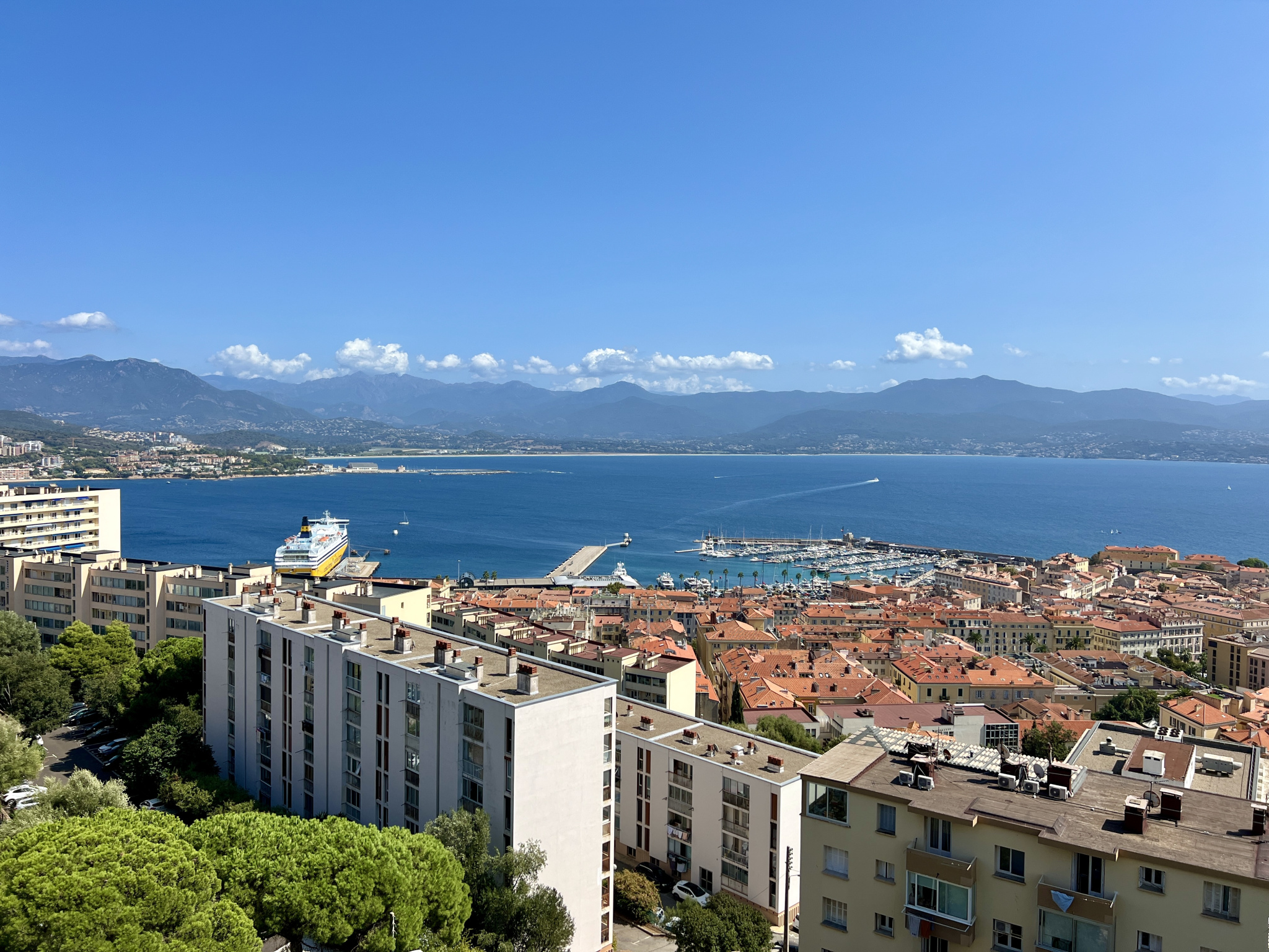 Vente appartement F2 Parc Belvédère vue mer