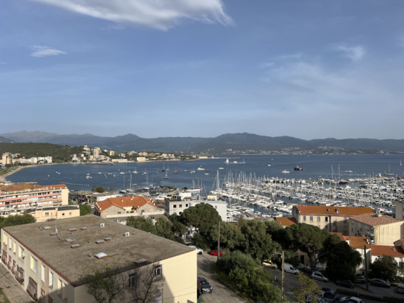 Vente appartement T4 proche du centre ville