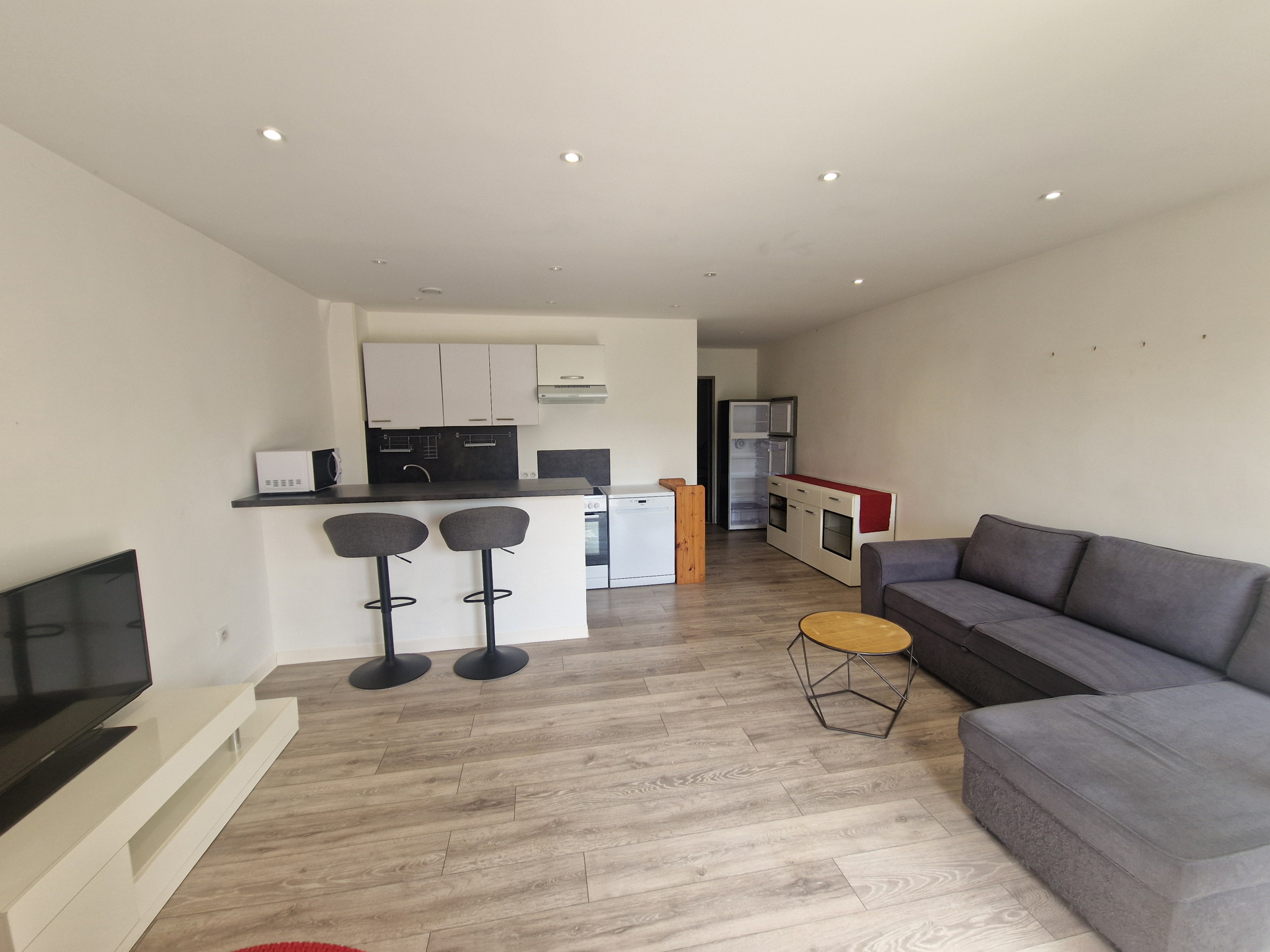 Vente appartement f2 entrée de ville ajaccio secteur baléone