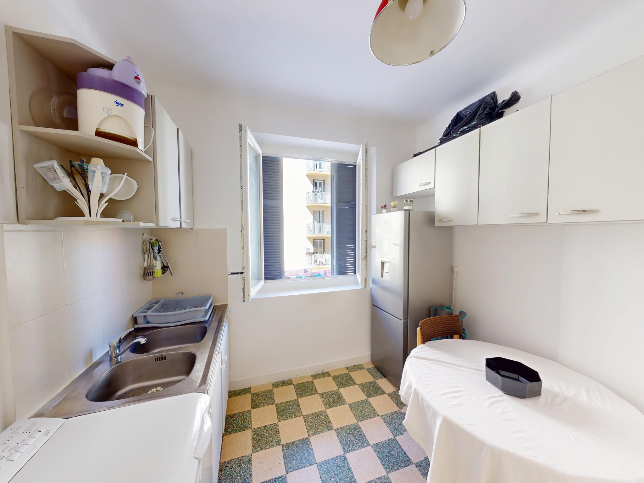 Studio F1 à Ajaccio, centre-ville, à vendre – photo 3 – STG Immobilier