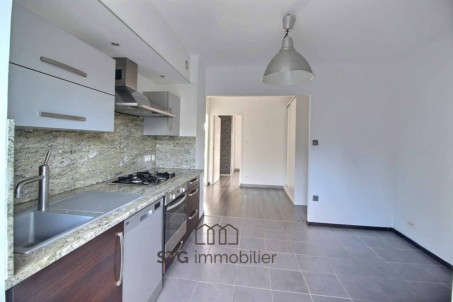 Appartement T4 à vendre à Ajaccio, Loretto, avec terrasse – STG Immobilier