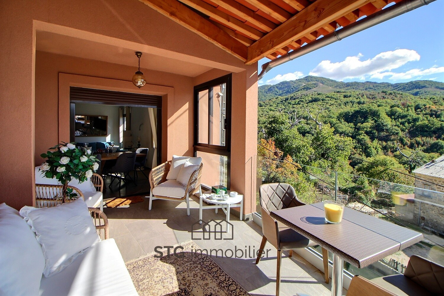 Maison T5 rénovée avec studio à vendre à Bastelica – STG Immobilier