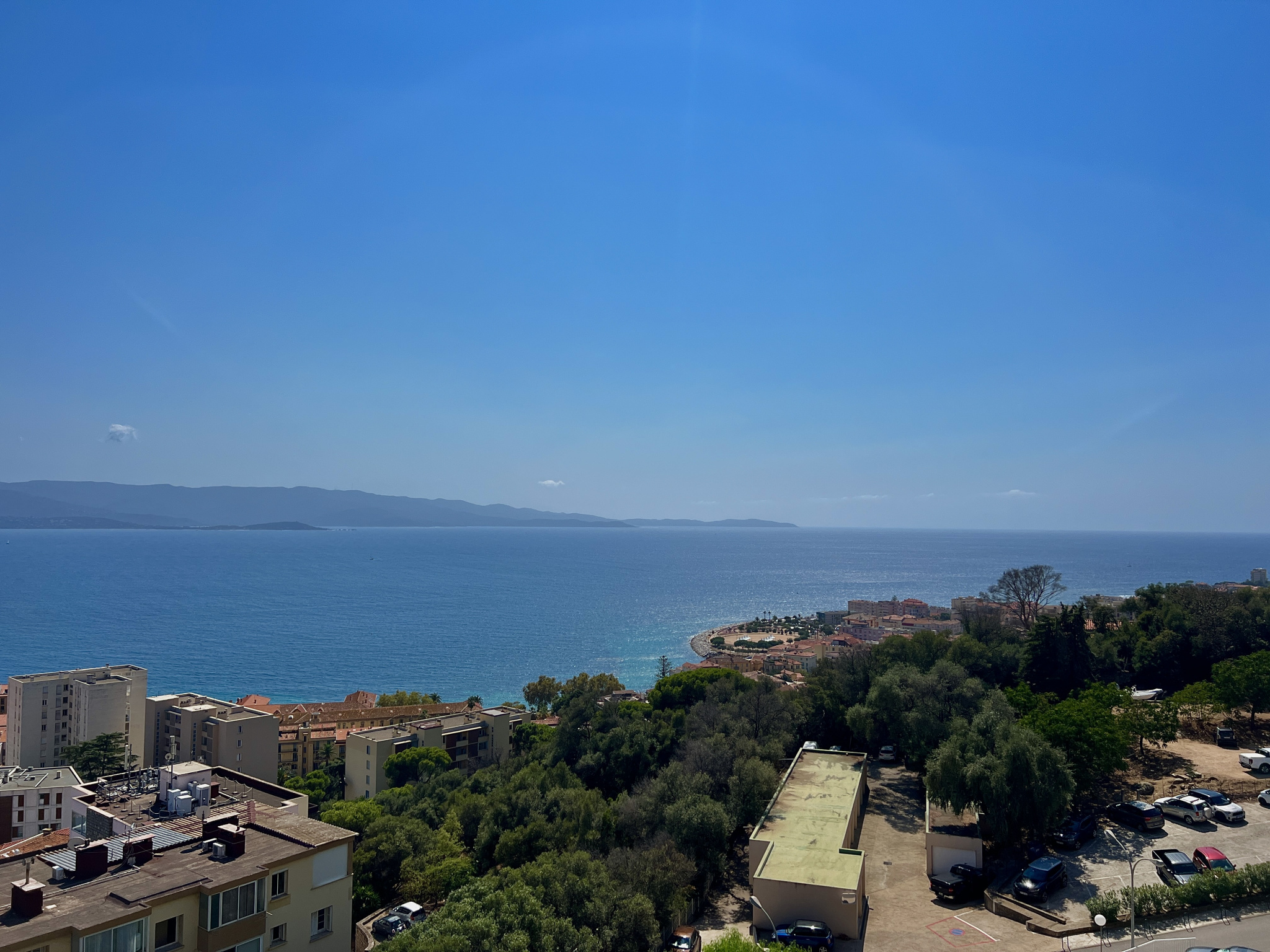 Vente appartement F2 Parc Belvédère vue mer