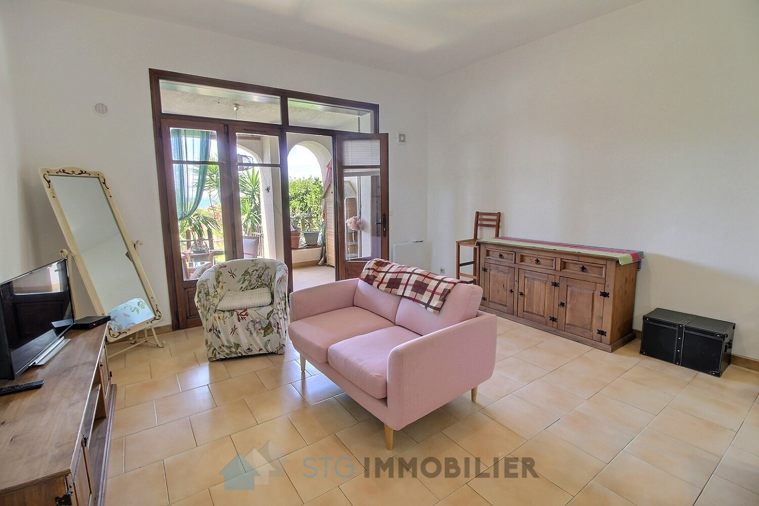 Exclusivité vente studio PIETROSELLA