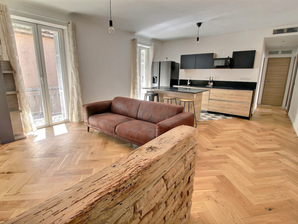 Appartement F3 rue Dell Pellegrino