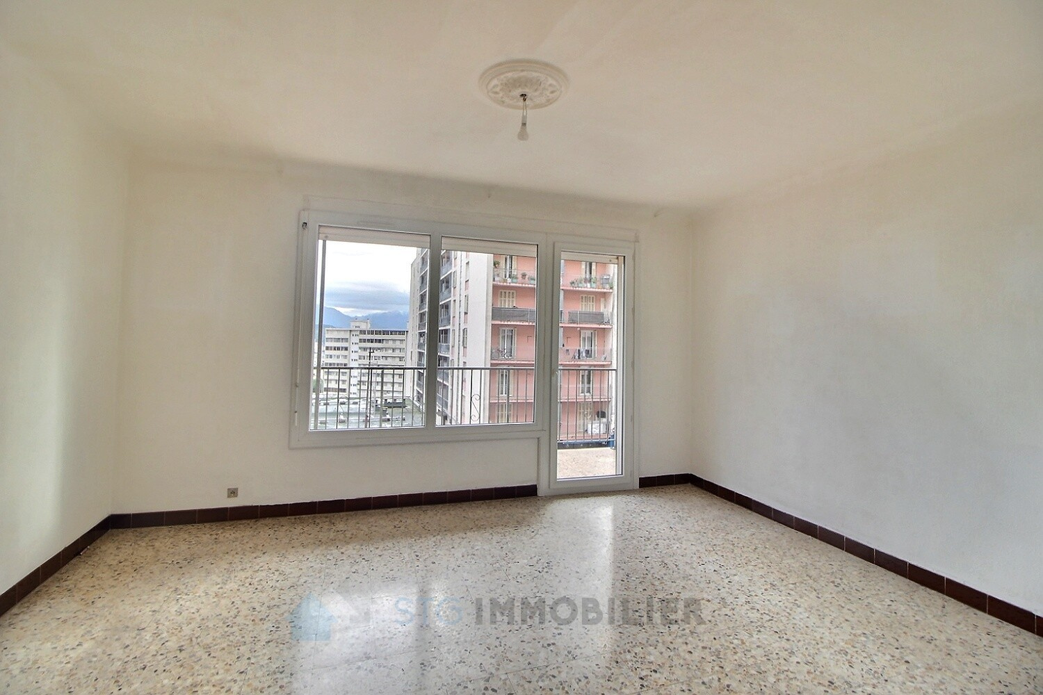 Appartement F4 avenue maréchal Moncey