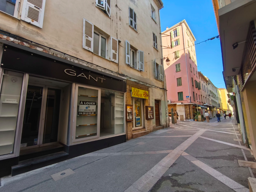 LOCAL AJACCIO