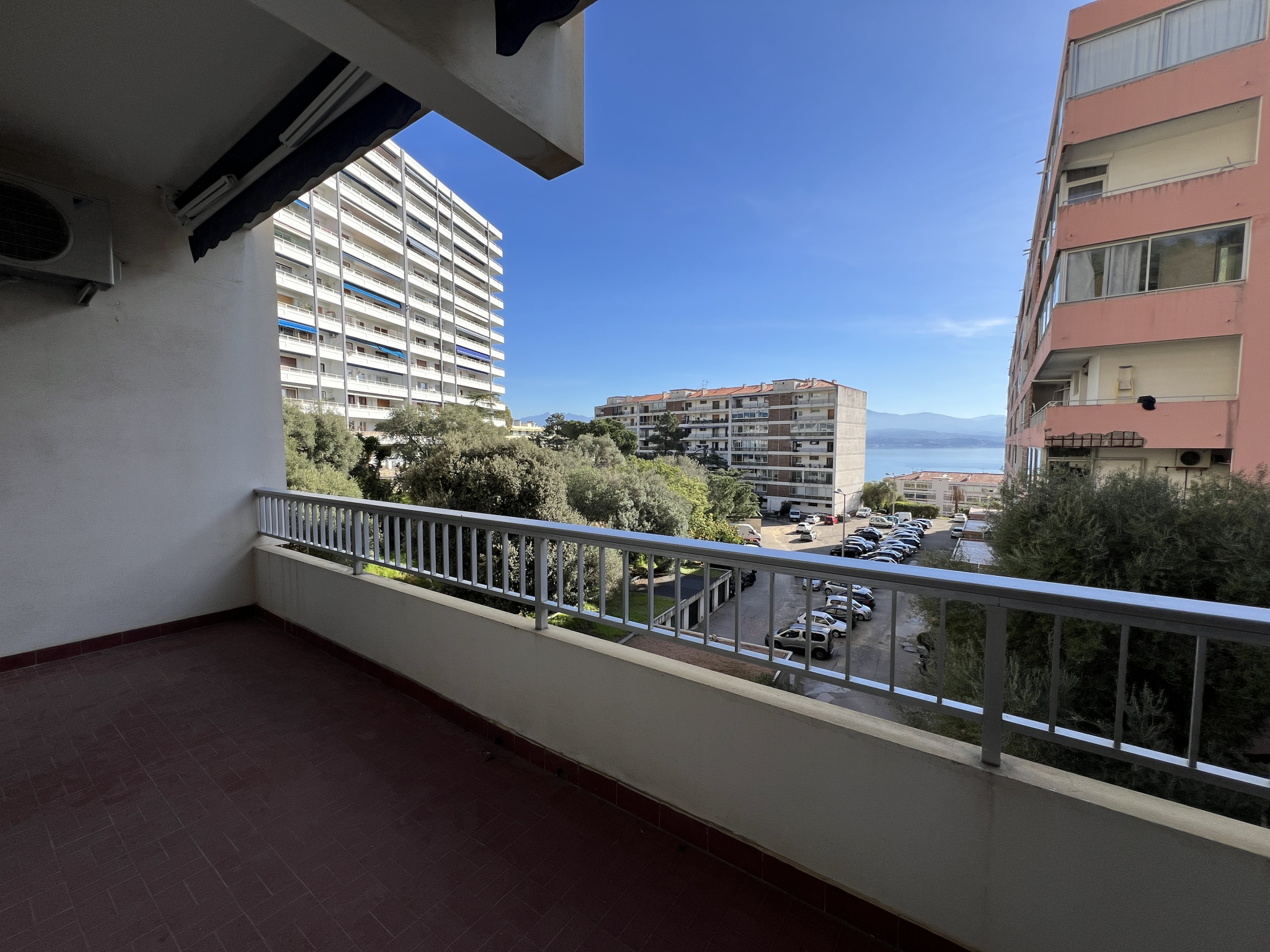 Exclusivité vente appartement F2 Haut du Parc Berthault