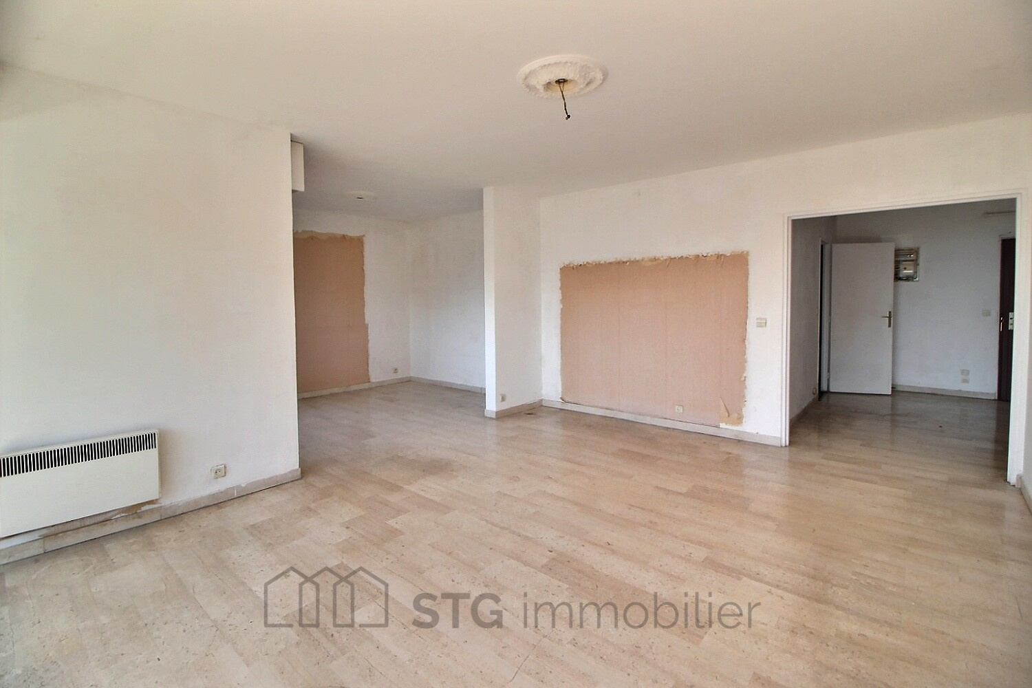 photo_9d13a5366b737bc85f1a7c5af6099222-1 Appartement F4 à Ajaccio (Balestrino) à vendre – photo 4 – STG Immobilier