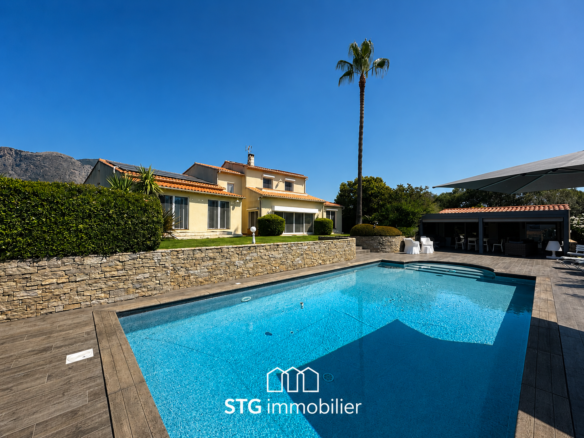 Vente Très Belle Villa 270m2 Afa