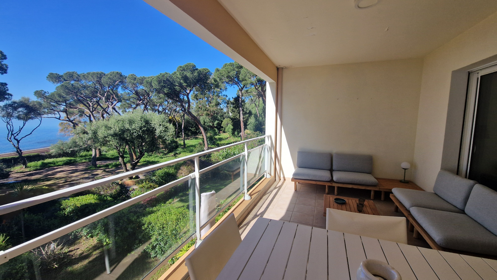 Exclusivité vente appartement F3 résidence la Pinède